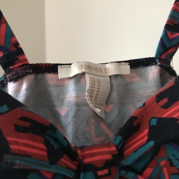 Forever 21 print crop top - Picture 4 of 4